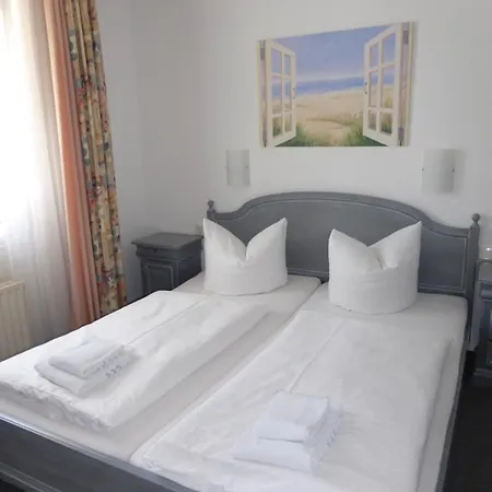Silbermoewe Im Haus Strelasund Апартаменты